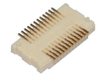 conector del jefe del PWB del Pin DC 500V del conector 24 de la echada PA6T BTB de 0.5A 0.5m m