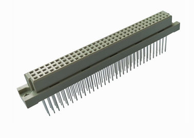 96 el conector del estruendo 41612 del Pin femenino derecho con ISO9001 SGS Rohs aprobó