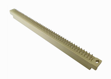 El Pin recto dos del conector 2x50 del estruendo 41612 rema el zócalo del europeo de 180 grados