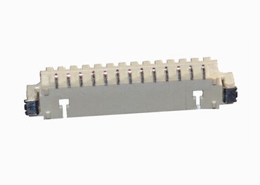 Pin hembra-varón PA66 del conector 12 de la oblea de la vivienda a través del tipo del montaje del agujero