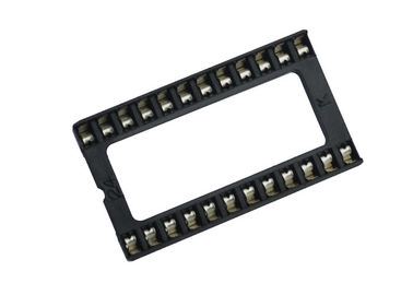 Fila negra de la perforación rectangular de la INMERSIÓN del zócalo de IC del conector del tablero del PWB de la echada 15.24m m