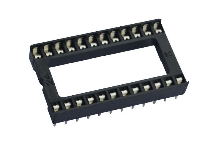 Fila negra de la perforación rectangular de la INMERSIÓN del zócalo de IC del conector del tablero del PWB de la echada 15.24m m