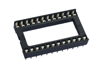 Fila negra de la perforación rectangular de la INMERSIÓN del zócalo de IC del conector del tablero del PWB de la echada 15.24m m