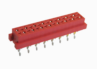 Echada femenina del jefe 2.54m m del Pin del aislamiento de PBT del conector rojo 16 de la dislocación